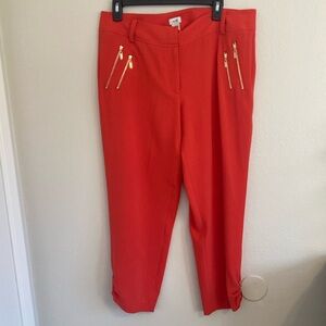 CACHE ORANGE CAPRIS WITH GOLD DETAILING
Like New